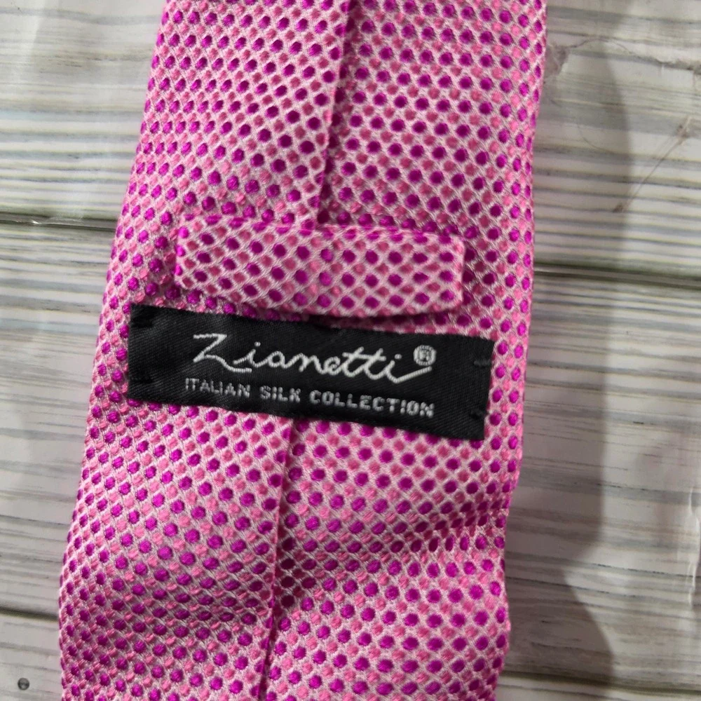 Zianetti Italian Silk Collection Men Pink Purple Textured Micro Dot Necktie